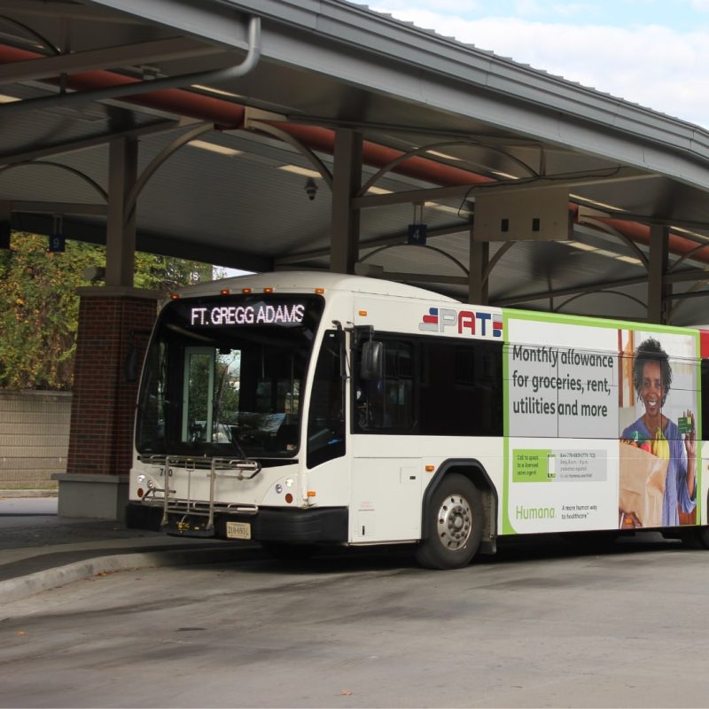 彼得堡地區過境巴士站